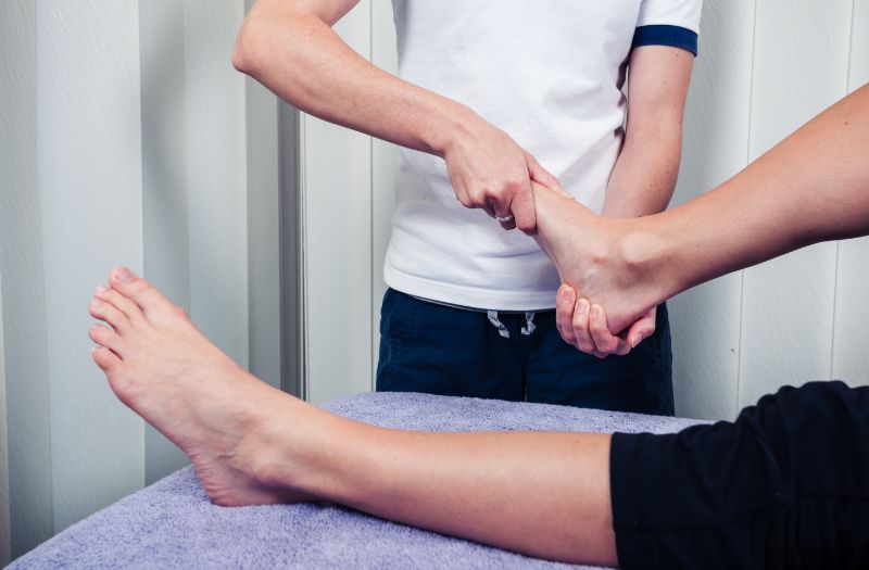 Signs You Need Professional Treatment For Chronic Heel Pain